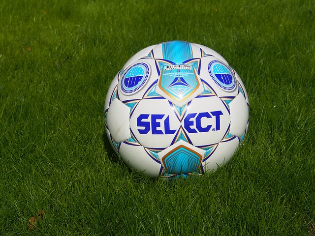 佛羅倫薩免簽哥倫比亞國腳米納!.